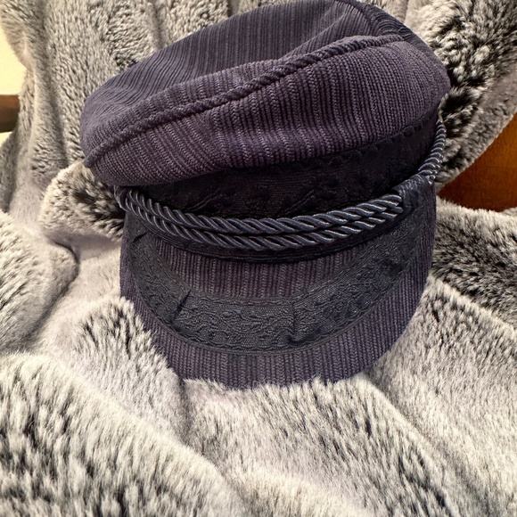 NWOT Classy Hat Navy with silk lining main image 5